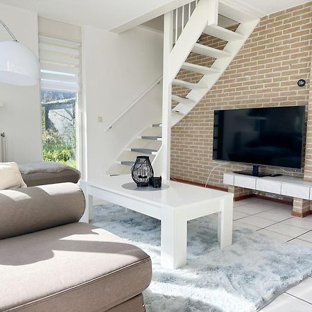 Bungalow 36 Op Recreatiepark De Wielen سينت مارتن المظهر الخارجي الصورة