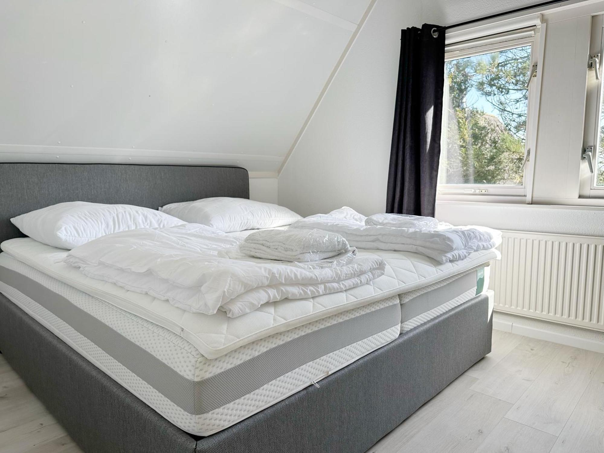 Bungalow 36 Op Recreatiepark De Wielen سينت مارتن المظهر الخارجي الصورة