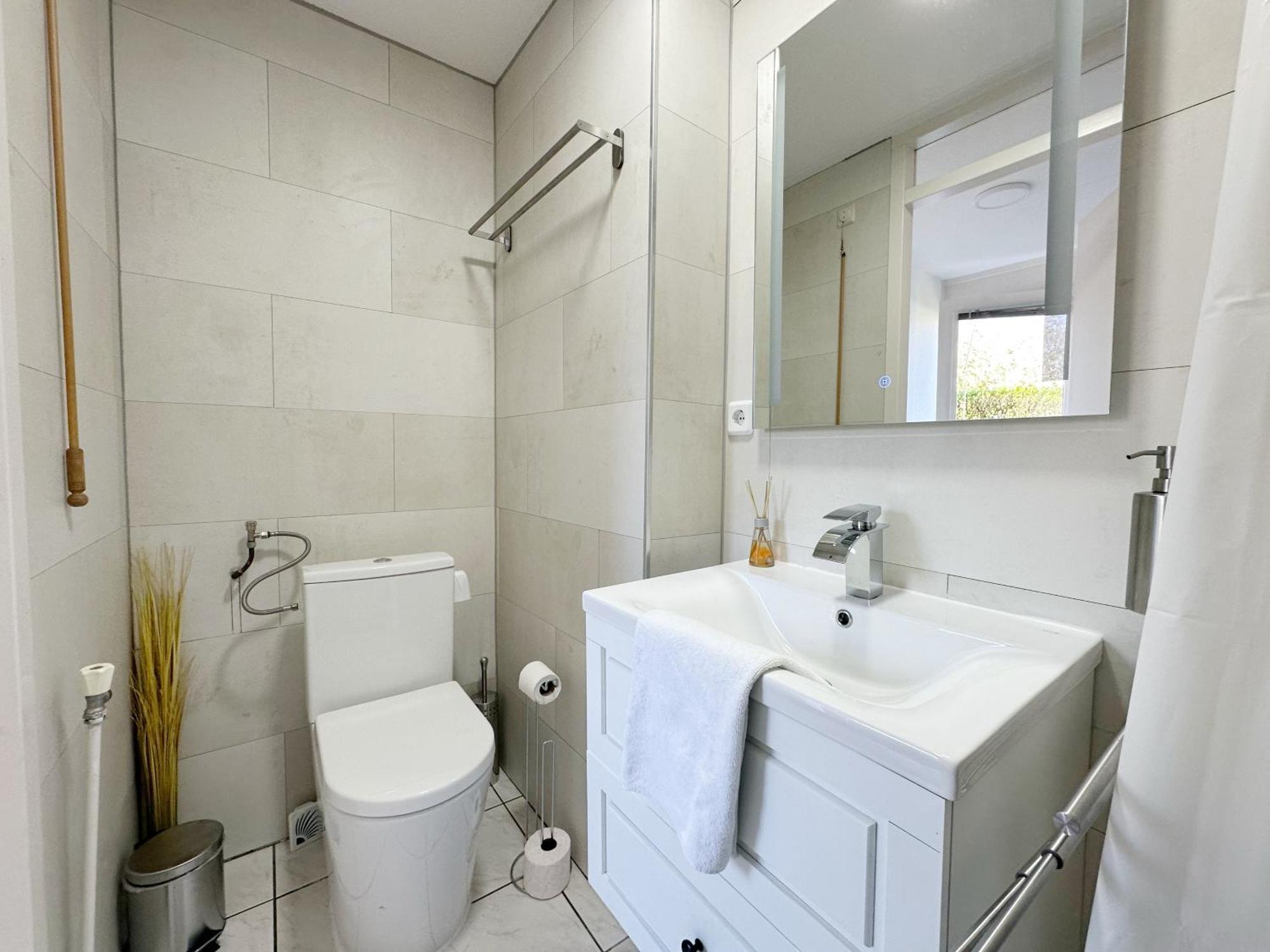 Bungalow 36 Op Recreatiepark De Wielen سينت مارتن المظهر الخارجي الصورة