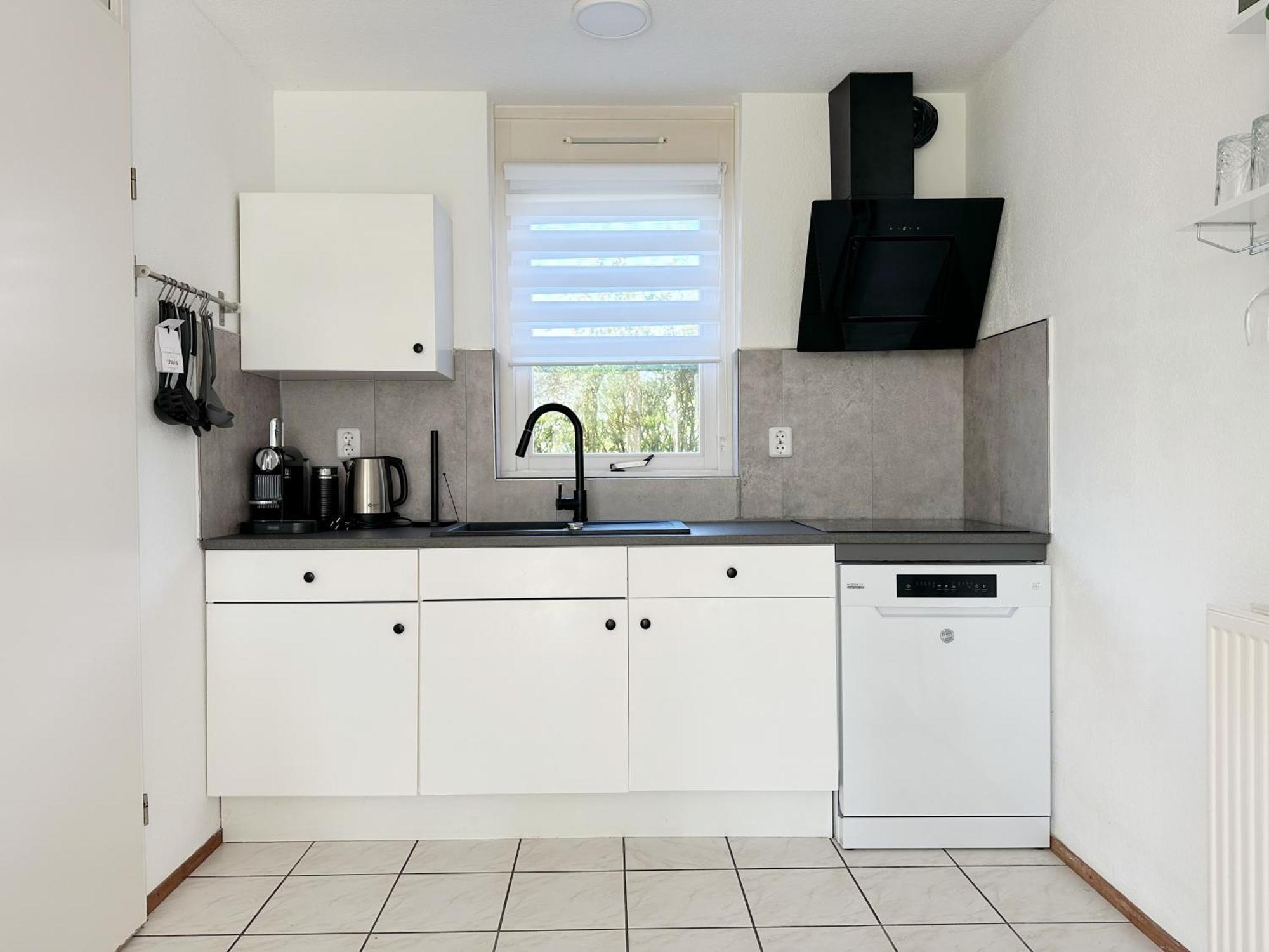 Bungalow 36 Op Recreatiepark De Wielen سينت مارتن المظهر الخارجي الصورة